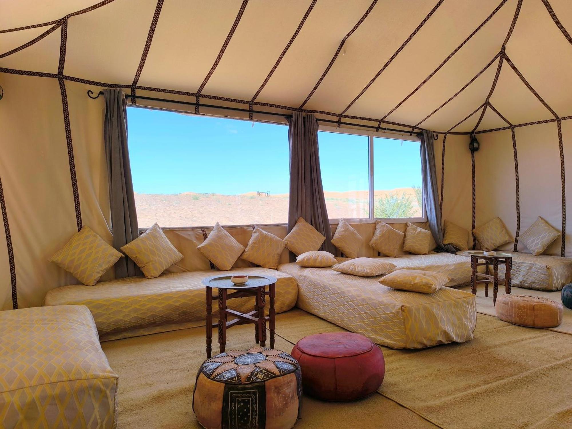 Отель Luxury Bega Camp Мерзуга Экстерьер фото
