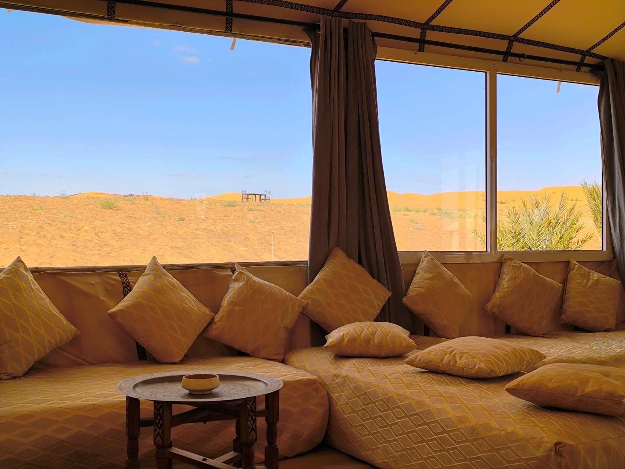 Отель Luxury Bega Camp Мерзуга Экстерьер фото