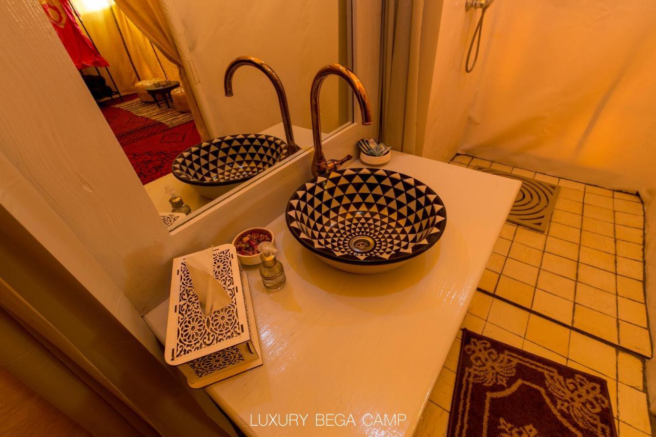 Отель Luxury Bega Camp Мерзуга Экстерьер фото